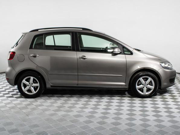 Volkswagen Golf Plus II с пробегом 2012 года, цена 640 000 рублей, 195020 км, хэтчбек, Автокод Объявления