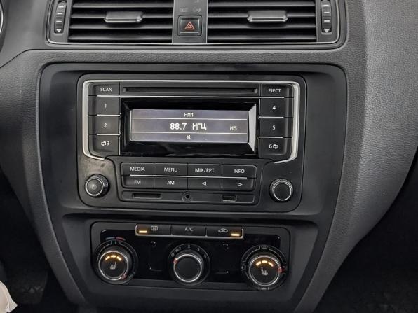Volkswagen Jetta VI Рестайлинг с пробегом 2015 года, цена 1 475 000 рублей, 114842 км, седан, Автокод Объявления