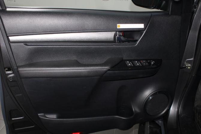 Toyota Hilux VIII Рестайлинг 2 с пробегом 2020 года, цена 7 500 000 рублей, 43865 км, offers.body_type.unknown, Автокод Объявления