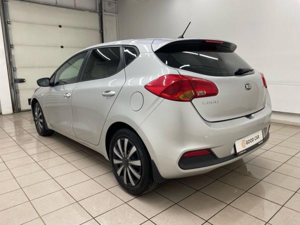 Kia Ceed II с пробегом 2014 года, цена 1 050 000 рублей, 71188 км, хэтчбек, Автокод Объявления