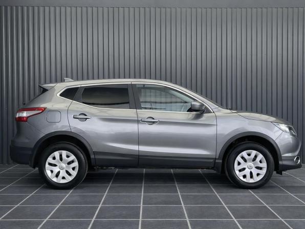 Nissan Qashqai II с пробегом 2018 года, цена 1 747 000 рублей, 102895 км, внедорожник, Автокод Объявления