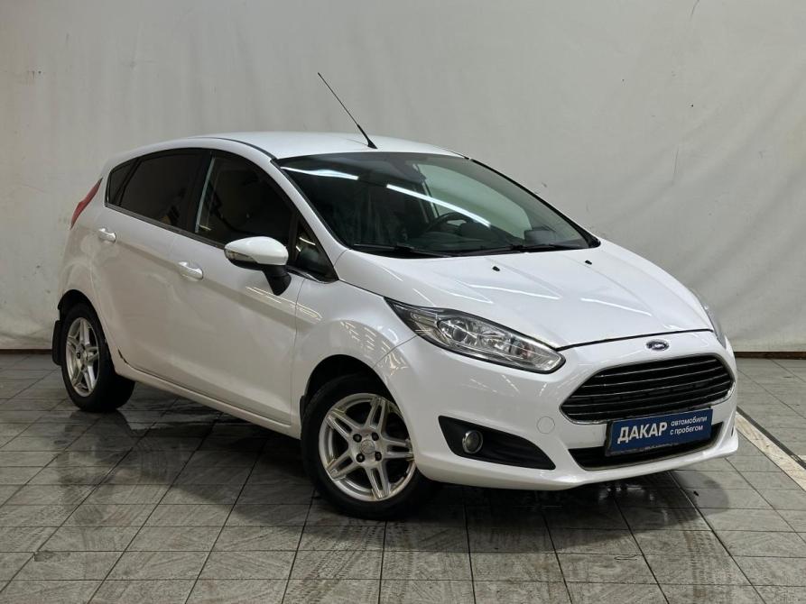 Ford Fiesta Mk6 Рестайлинг Санкт-Петербург  - изображение 2