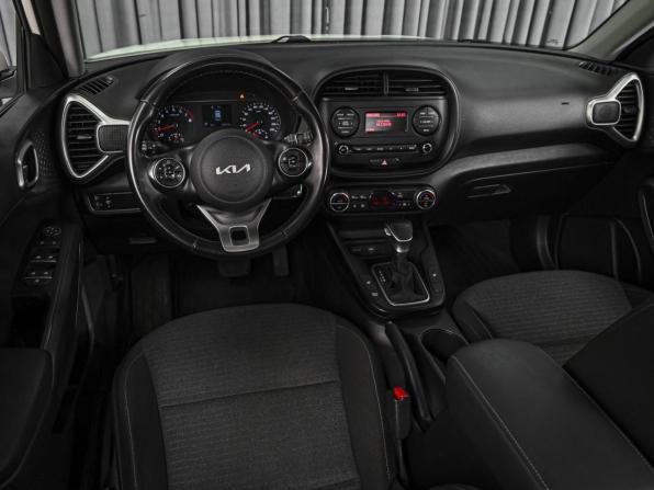 Kia Soul III Рестайлинг с пробегом 2022 года, цена 1 997 000 рублей, 60219 км, хэтчбек, Автокод Объявления