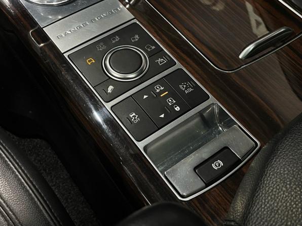 Land Rover Range Rover IV с пробегом 2014 года, цена 3 590 000 рублей, 120302 км, внедорожник, Автокод Объявления
