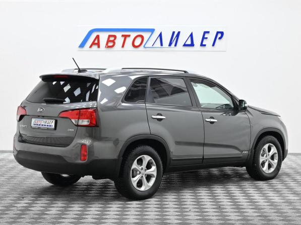 Kia Sorento II Рестайлинг с пробегом 2019 года, цена 1 599 000 рублей, 77458 км, внедорожник, Автокод Объявления