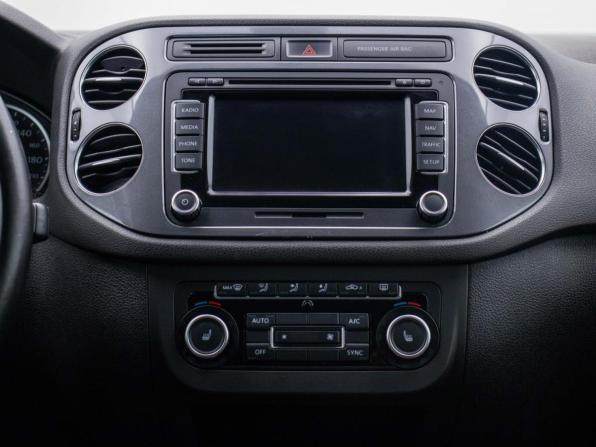 Volkswagen Tiguan I Рестайлинг с пробегом 2012 года, цена 1 380 000 рублей, 180400 км, внедорожник, Автокод Объявления