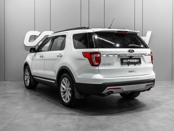 Ford Explorer V Рестайлинг с пробегом 2015 года, цена 2 800 000 рублей, 161629 км, внедорожник, Автокод Объявления