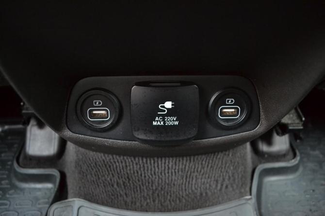Hyundai Santa Fe IV Рестайлинг с пробегом 2021 года, цена 2 590 000 рублей, 168709 км, внедорожник, Автокод Объявления