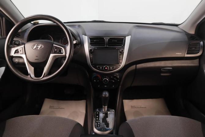 Hyundai Solaris I с пробегом 2012 года, цена 839 000 рублей, 144200 км, хэтчбек, Автокод Объявления