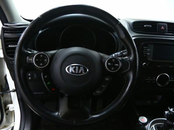 Kia Soul II Рестайлинг с пробегом 2018 года, цена 1 394 000 рублей, 131236 км, хэтчбек, Автокод Объявления