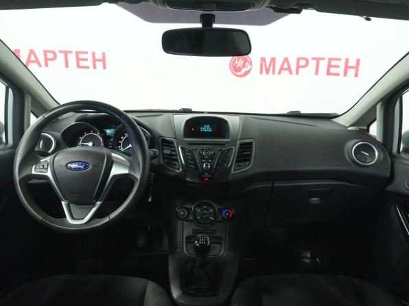 Ford Fiesta Mk6 Рестайлинг с пробегом 2016 года, цена 897 000 рублей, 55700 км, седан, Автокод Объявления