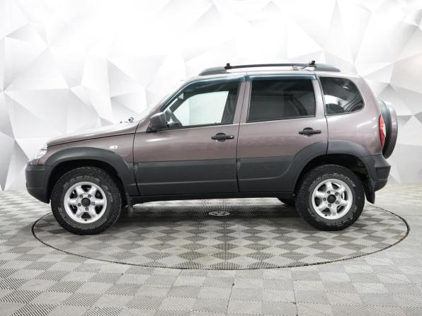 Chevrolet Niva I Рестайлинг с пробегом 2018 года, цена 781 000 рублей, 60000 км, внедорожник, Автокод Объявления