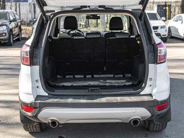 Ford Kuga II Рестайлинг с пробегом 2017 года, цена 1 312 000 рублей, 161527 км, внедорожник, Автокод Объявления