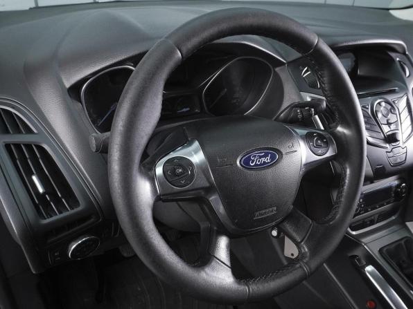 Ford Focus III с пробегом 2012 года, цена 390 000 рублей, 300984 км, седан, Автокод Объявления