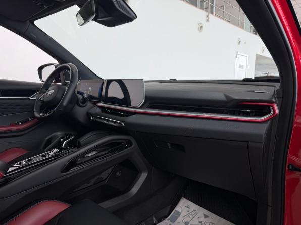 Geely Coolray I Рестайлинг с пробегом 2023 года, цена 2 100 000 рублей, 30544 км, внедорожник, Автокод Объявления