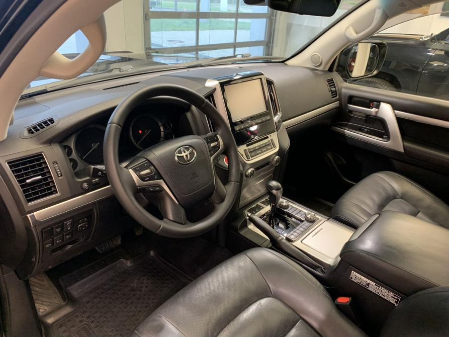 Toyota Land Cruiser 200 Series Рестайлинг 2 Екатеринбург  - изображение 12