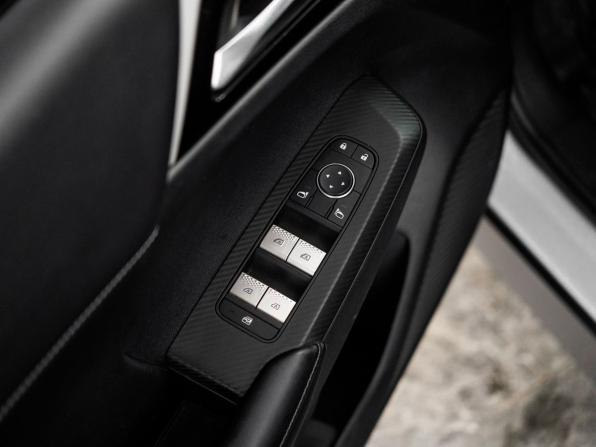 Mitsubishi Outlander IV с пробегом 2022 года, цена 4 150 000 рублей, 35419 км, внедорожник, Автокод Объявления