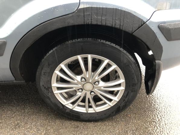 Ford Fusion I Рестайлинг с пробегом 2006 года, цена 294 000 рублей, 358000 км, хэтчбек, Автокод Объявления