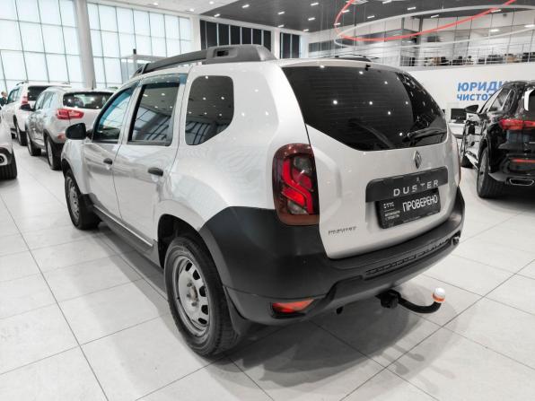 Renault Duster I Рестайлинг с пробегом 2019 года, цена 1 050 000 рублей, 123000 км, внедорожник, Автокод Объявления