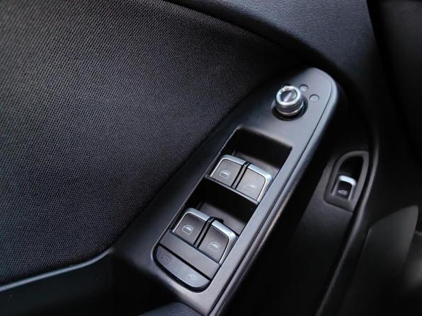 Audi A4 IV (B8) Рестайлинг с пробегом 2014 года, цена 1 235 000 рублей, 142000 км, седан, Автокод Объявления