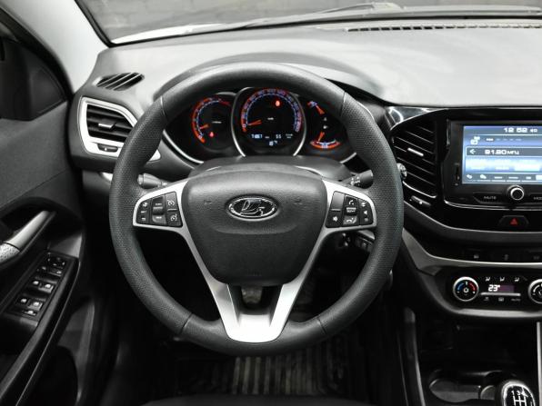Lada (ВАЗ) Vesta I с пробегом 2018 года, цена 1 050 000 рублей, 71865 км, седан, Автокод Объявления