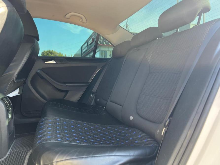 Volkswagen Jetta VI Стерлитамак  - изображение 12