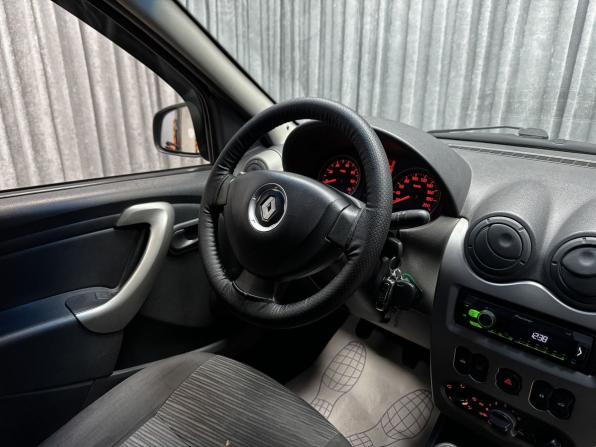 Renault Logan I Рестайлинг с пробегом 2011 года, цена 450 000 рублей, 169734 км, седан, Автокод Объявления
