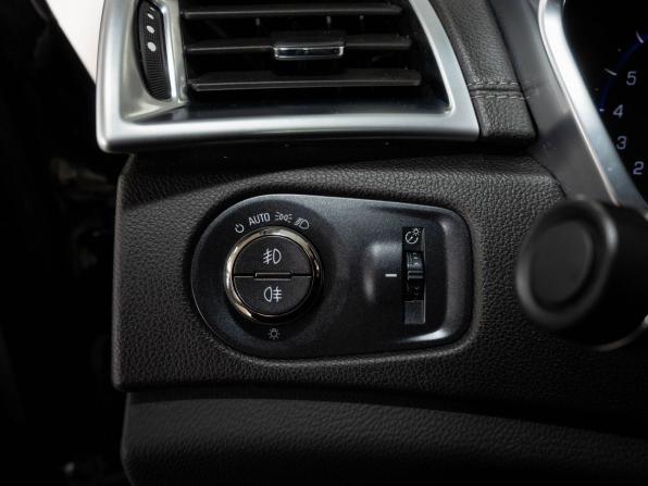 Cadillac SRX II Рестайлинг с пробегом 2015 года, цена 1 850 000 рублей, 122400 км, внедорожник, Автокод Объявления