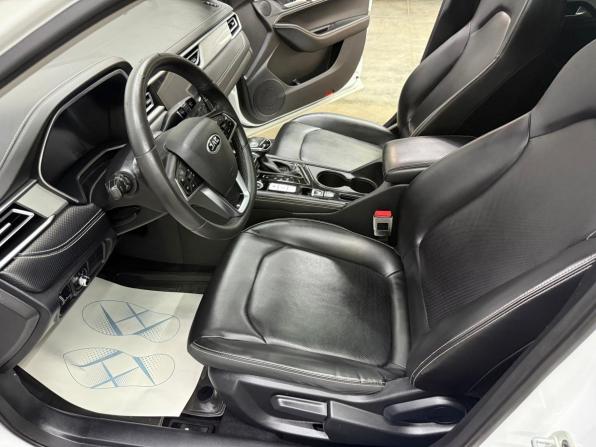 JAC J7 I с пробегом 2023 года, цена 1 340 000 рублей, 71626 км, лифтбек, Автокод Объявления
