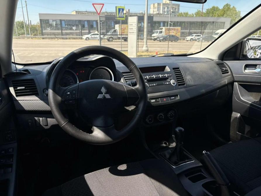 Mitsubishi Lancer X Крым  - изображение 11