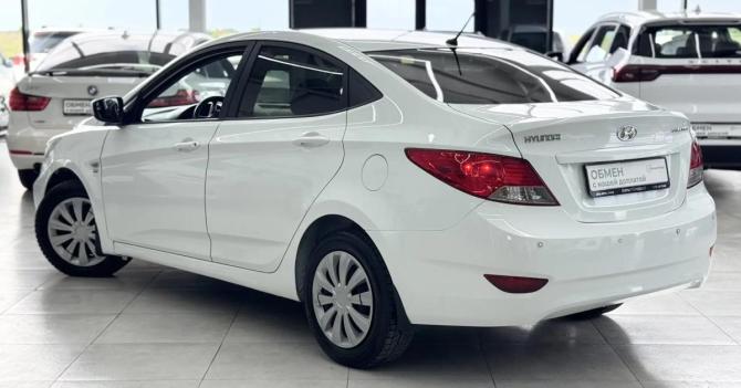 Hyundai Solaris I с пробегом 2011 года, цена 699 000 рублей, 283500 км, седан, Автокод Объявления