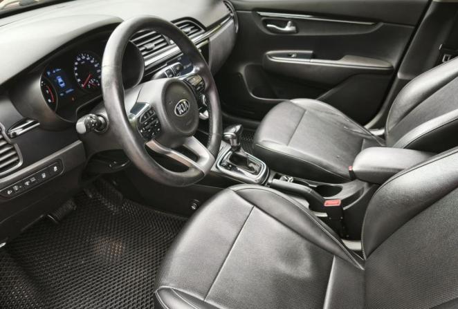 Kia Rio IV с пробегом 2017 года, цена 1 290 000 рублей, 260341 км, седан, Автокод Объявления