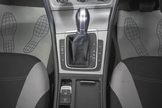 Volkswagen Golf VII с пробегом 2014 года, цена 1 099 000 рублей, 175000 км, универсал, Автокод Объявления