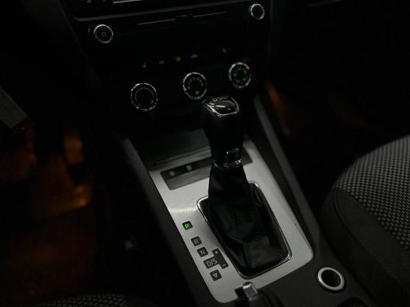 Skoda Octavia III (A7) с пробегом 2014 года, цена 969 000 рублей, 232700 км, лифтбек, Автокод Объявления