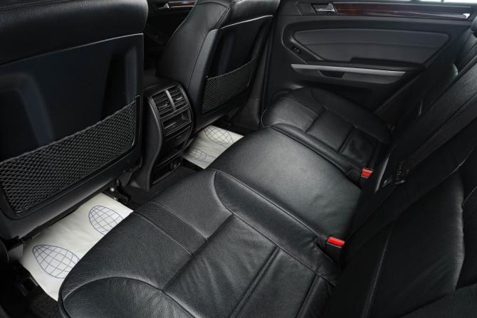 Mercedes-Benz M-Класс II (W164) Рестайлинг с пробегом 2010 года, цена 1 749 000 рублей, 165128 км, внедорожник, Автокод Объявления