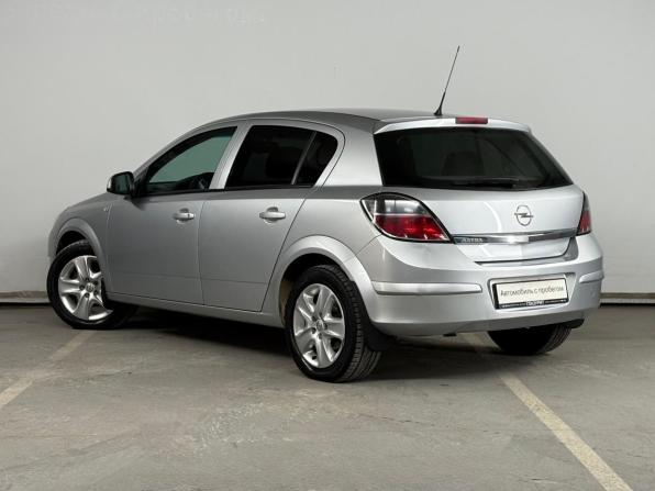 Opel Astra H Рестайлинг с пробегом 2011 года, цена 699 000 рублей, 150072 км, хэтчбек, Автокод Объявления