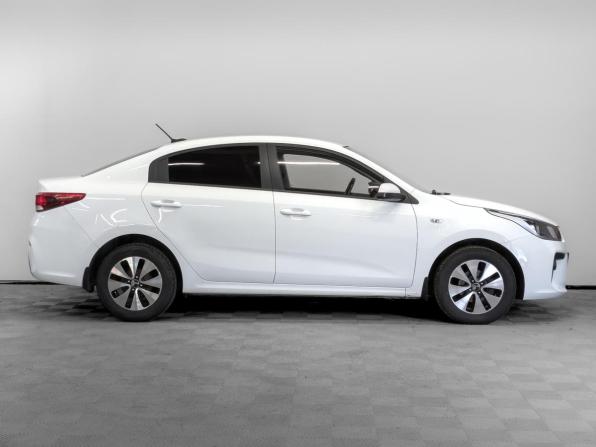 Kia Rio IV с пробегом 2019 года, цена 1 340 000 рублей, 130755 км, седан, Автокод Объявления