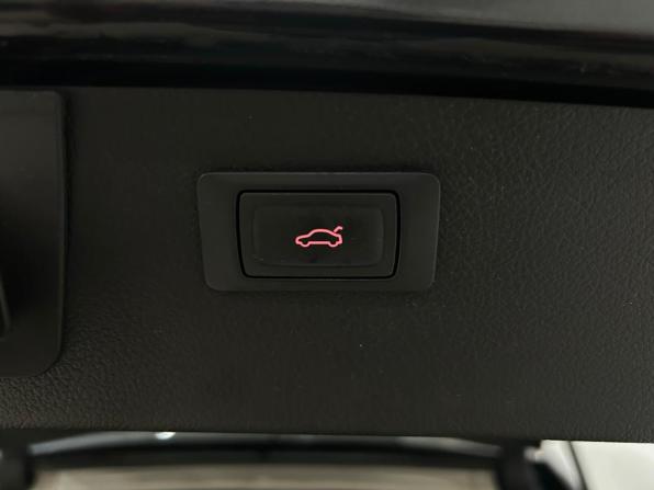 Audi A6 III (C6) с пробегом 2005 года, цена 899 000 рублей, 333140 км, универсал, Автокод Объявления