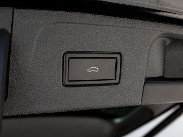 Volkswagen Passat B8 с пробегом 2016 года, цена 2 067 000 рублей, 226577 км, универсал, Автокод Объявления