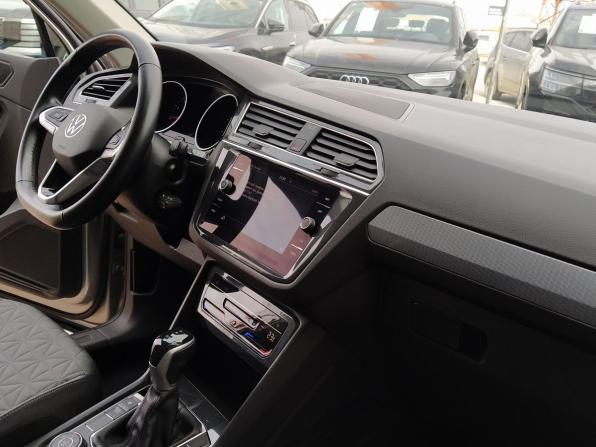 Volkswagen Tiguan II Рестайлинг с пробегом 2020 года, цена 3 260 000 рублей, 123038 км, внедорожник, Автокод Объявления