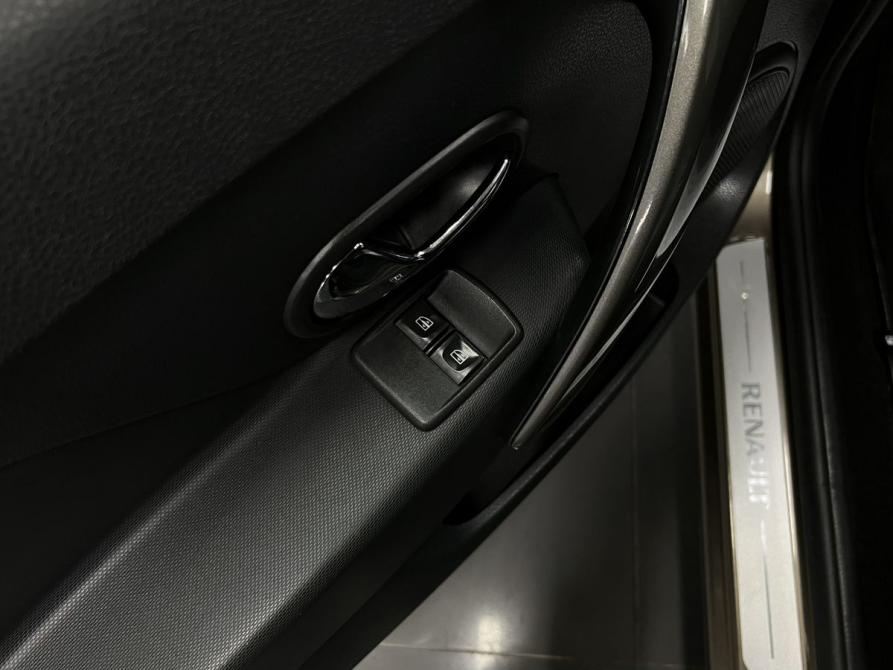 Renault Logan II Рестайлинг Тверь  - изображение 20