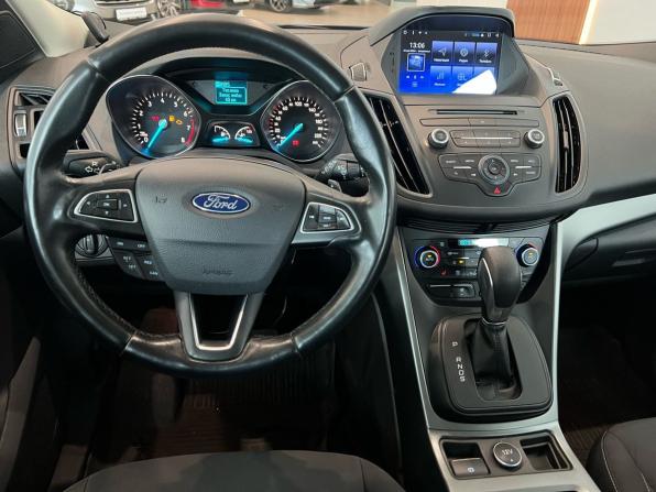 Ford Kuga II Рестайлинг с пробегом 2017 года, цена 1 640 000 рублей, 140057 км, внедорожник, Автокод Объявления