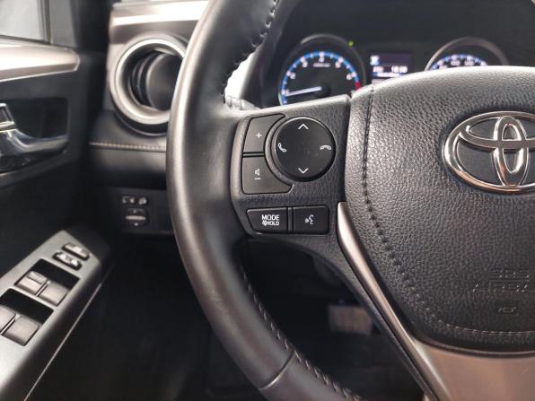 Toyota RAV4 IV (XA40) Рестайлинг с пробегом 2018 года, цена 2 620 000 рублей, 105300 км, внедорожник, Автокод Объявления