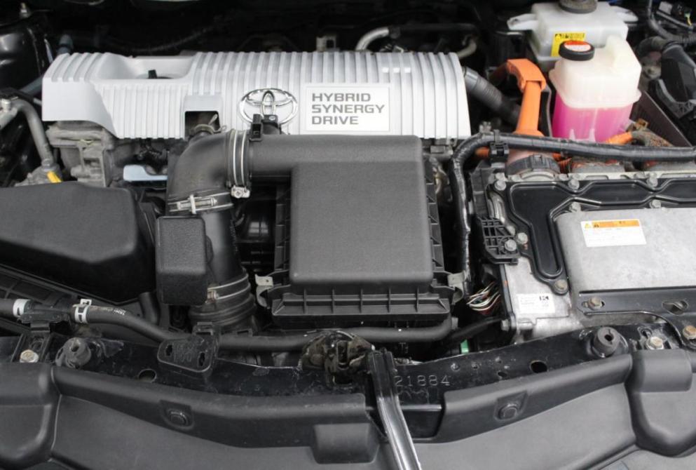 Toyota Auris II Рестайлинг Астрахань  - изображение 12