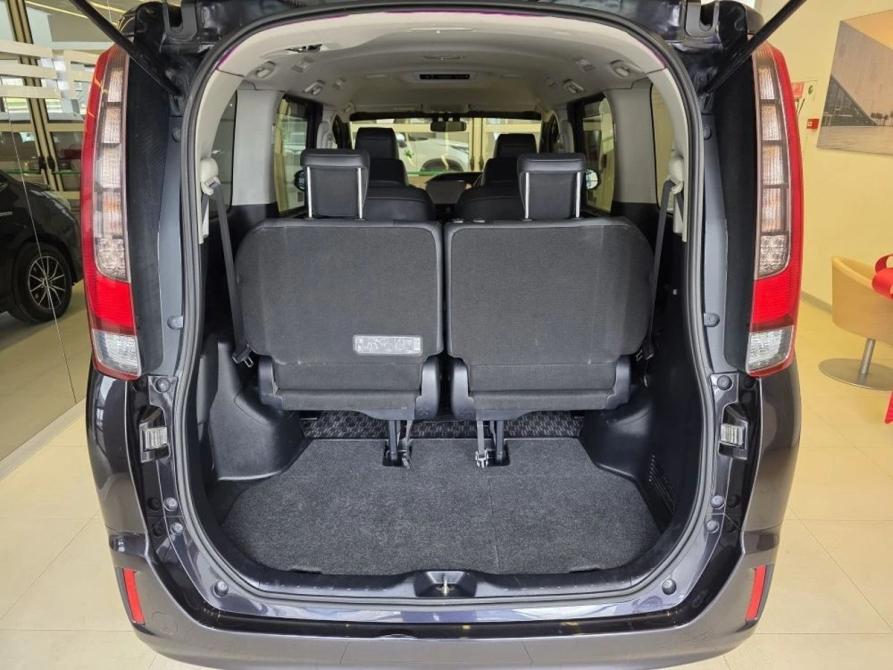 Toyota Voxy III (R80) Челябинск  - изображение 7