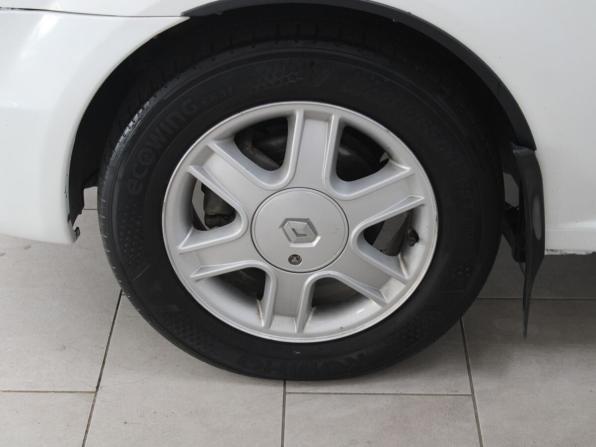 Renault Logan I Рестайлинг с пробегом 2013 года, цена 599 900 рублей, 123873 км, седан, Автокод Объявления
