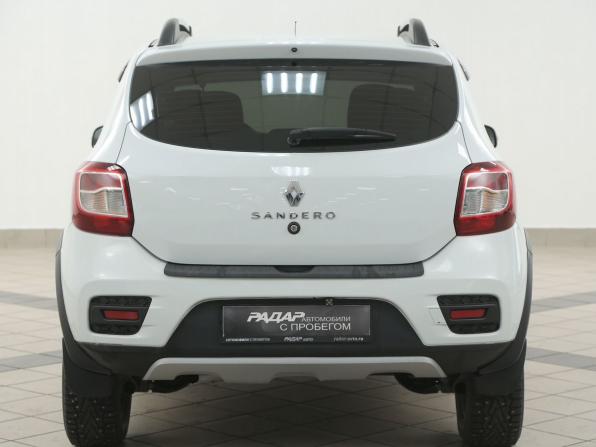 Renault Sandero II Рестайлинг с пробегом 2020 года, цена 954 000 рублей, 92600 км, хэтчбек, Автокод Объявления