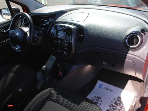 Renault Kaptur I с пробегом 2017 года, цена 1 170 000 рублей, 174765 км, внедорожник, Автокод Объявления