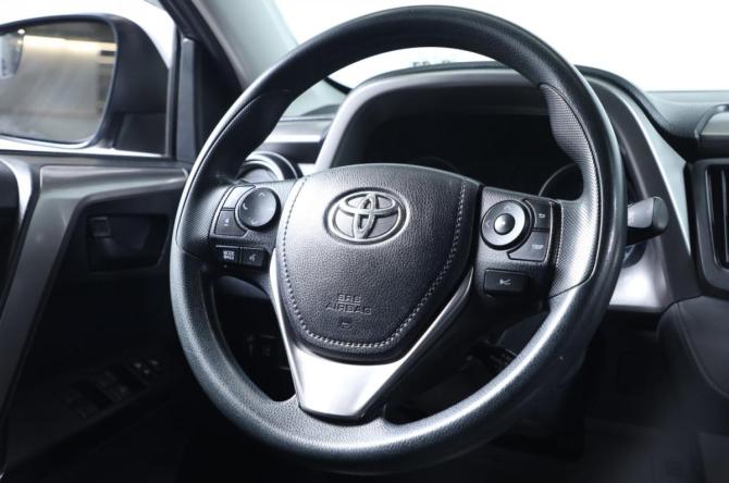 Toyota RAV4 IV (XA40) Рестайлинг с пробегом 2017 года, цена 2 309 000 рублей, 248730 км, внедорожник, Автокод Объявления