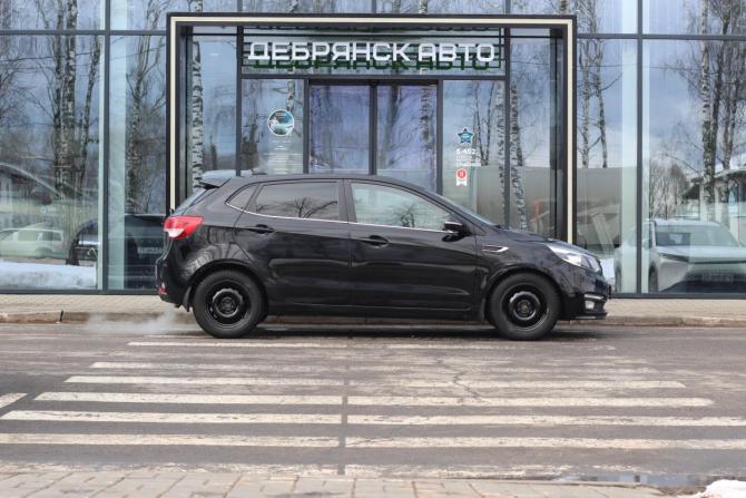 Kia Rio III Рестайлинг с пробегом 2017 года, цена 1 060 000 рублей, 173200 км, хэтчбек, Автокод Объявления